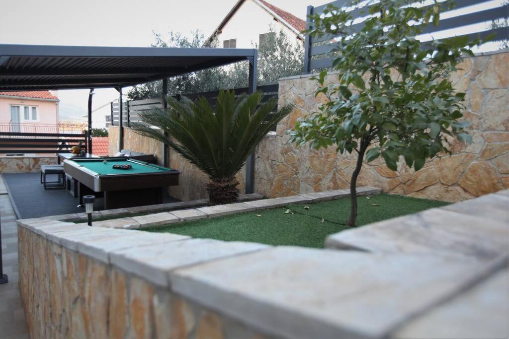 Luxury Villa Lana Apt, Seaview Terrace, Large Outdoor Space, Bbq Trogir Zewnętrze zdjęcie