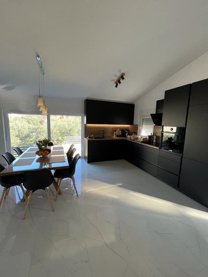 Luxury Villa Lana Apt, Seaview Terrace, Large Outdoor Space, Bbq Trogir Zewnętrze zdjęcie